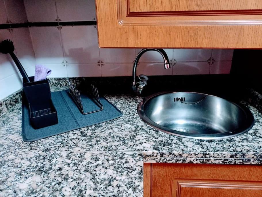 Ferienwohnung Apartamento Entre Estaciones Oviédo Exterior foto
