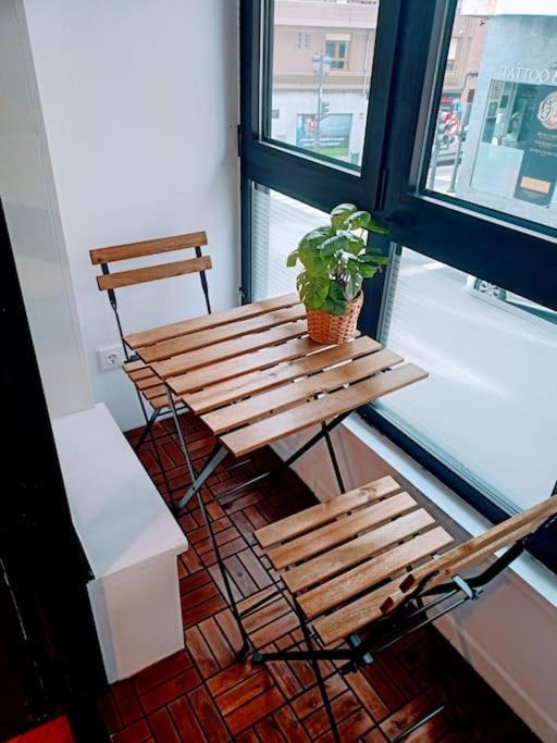 Ferienwohnung Apartamento Entre Estaciones Oviédo Exterior foto